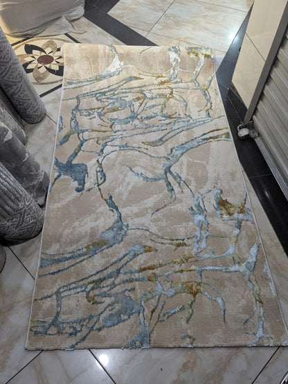 Corridor Runner Rug – Stylish, Non-Slip & Durable